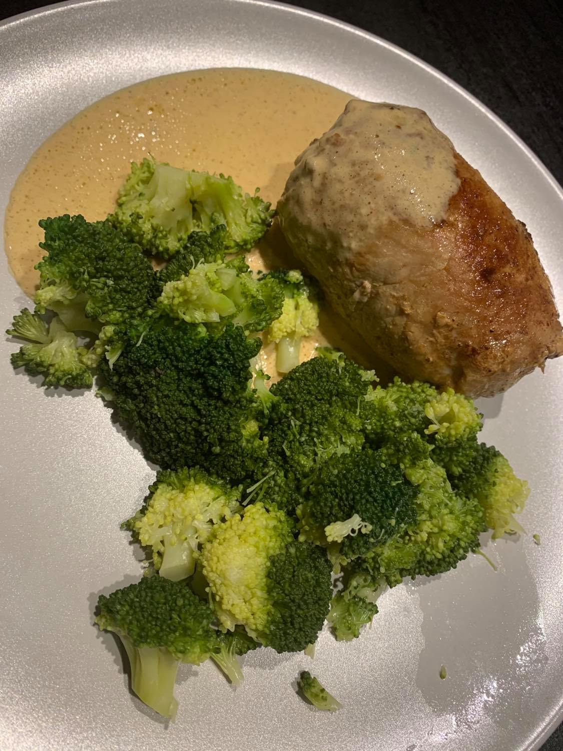 Blinde vinken met broccoli en currysausje